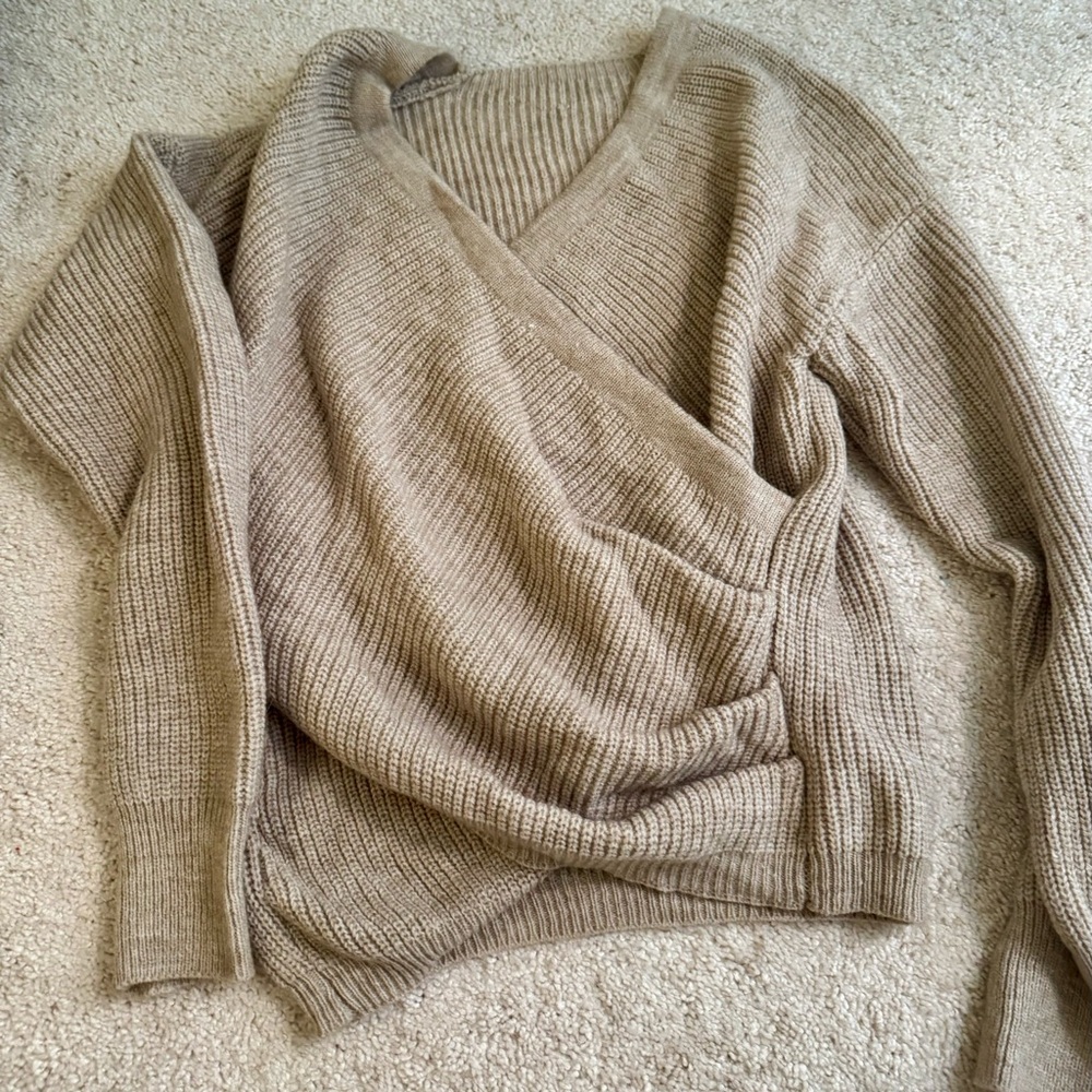 NWOT Knit Tan Sweater. V-Neck with Rouching at Waist